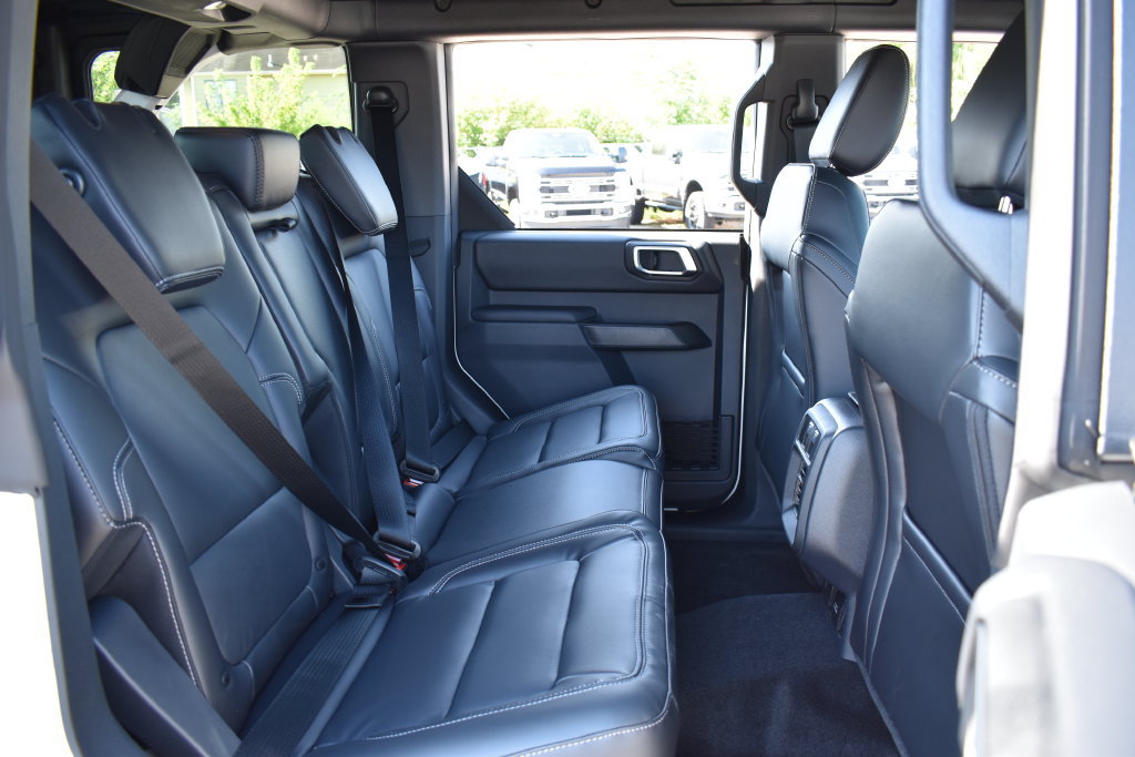 New 2026 Ford Bronco Outer Banks w/ Sasquatch Package AWD/4WD image 30
