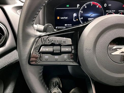 Used 2025 Nissan Z Sport w/ Floor Mat Package image 23