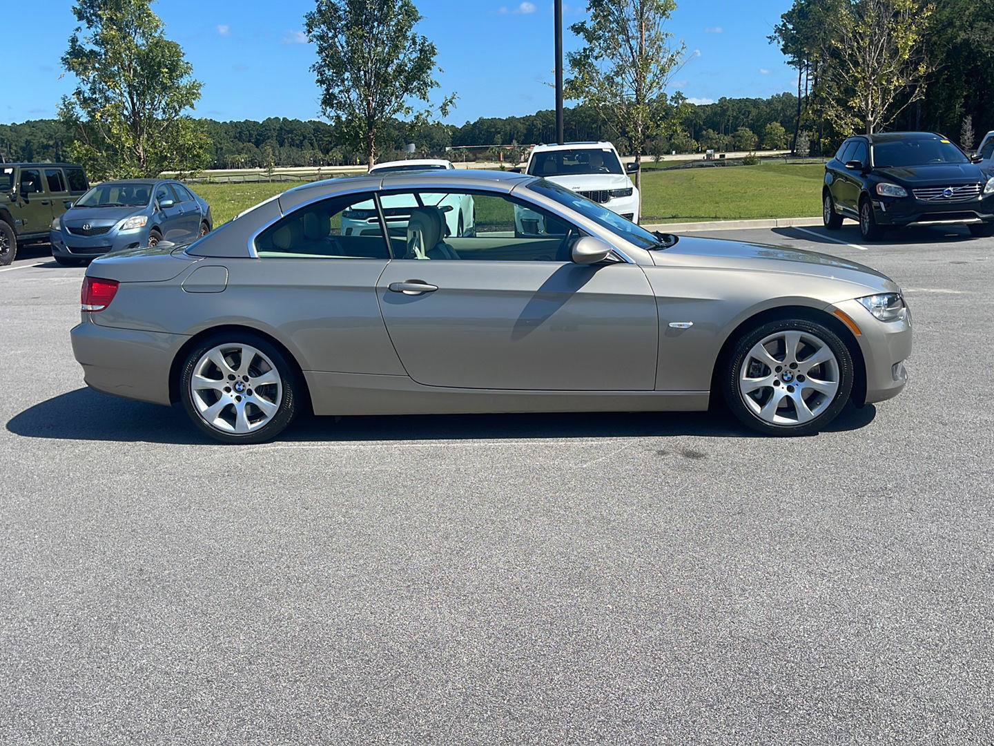 Used 2008 BMW 335i Convertible RWD image 8