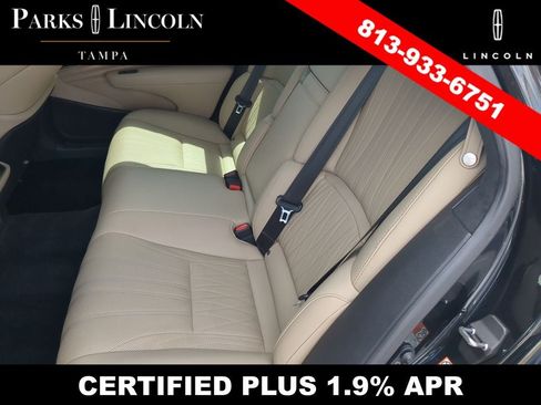 Used 2022 Lexus LS 500 w/ Interior Upgrade Package RWD image 16