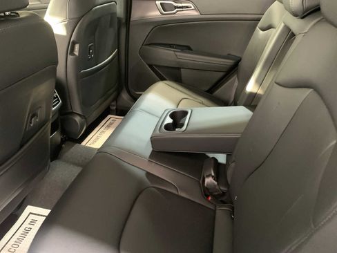New 2026 Kia Sportage EX image 5