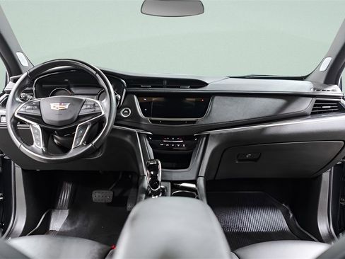 Used 2022 Cadillac XT5 Premium Luxury w/ LPO, Floor Liner Package image 9