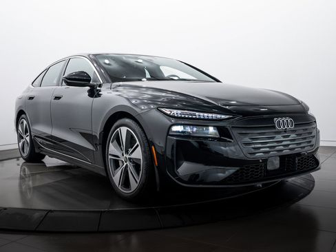 New 2025 Audi A6 e-tron Prestige image 2