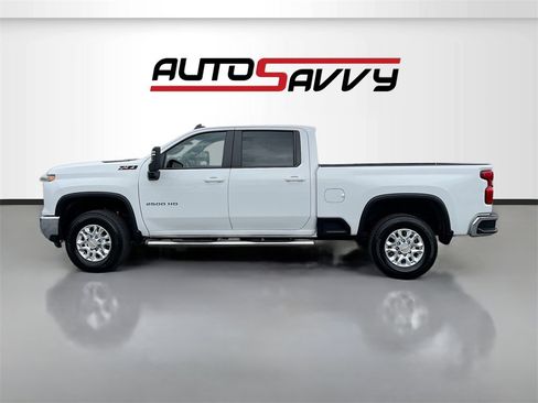 Used 2024 Chevrolet Silverado 2500 LT image 4