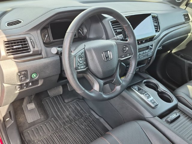 Used 2023 Honda Passport TrailSport image 10