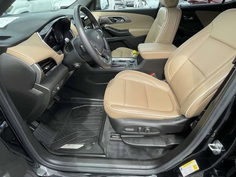 Used 2022 Chevrolet Traverse Premier w/ LPO, Floor Liner Package FWD image 14