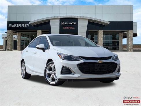 Used 2019 Chevrolet Cruze Premier image 1