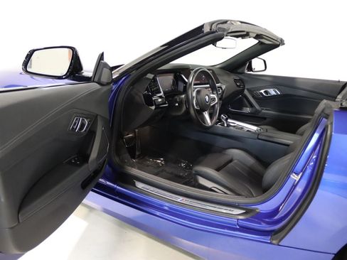 Used 2026 BMW Z4 sDrive30i RWD image 39