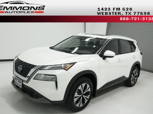 Used 2023 Nissan Rogue SV w/ SV Premium B Package FWD image 1