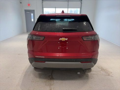 New 2026 Chevrolet Equinox LT w/ Convenience Package II image 5