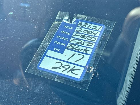 Used 2024 Ford F250 Platinum image 27