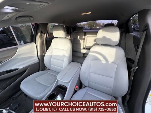 Used 2018 Chevrolet Malibu LT image 18