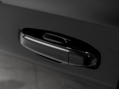 Used 2023 Cadillac Escalade ESV V image 33