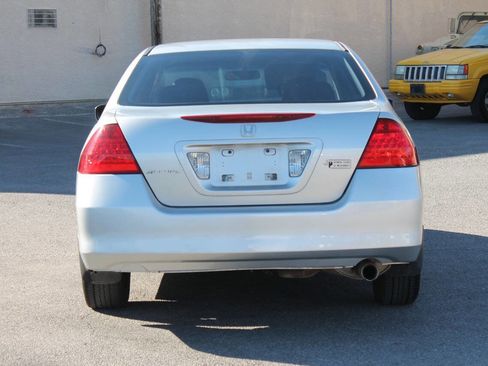 Used 2007 Honda Accord LX image 6