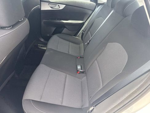 Used 2023 Kia Forte LXS w/ LXS Technology Package FWD image 13