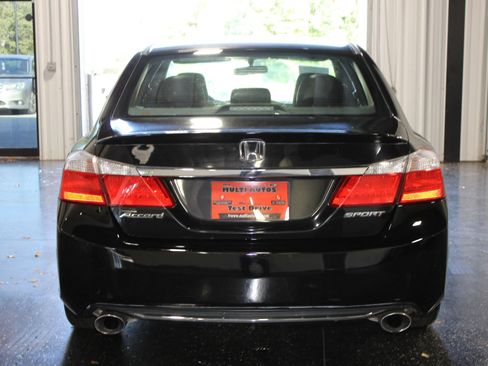 Used 2014 Honda Accord Sport image 4