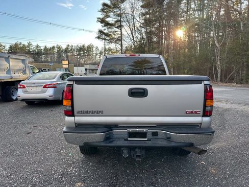 Used 2007 GMC Sierra 2500 SLE w/ Snow Plow Prep Package AWD/4WD image 25