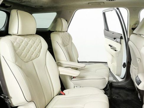 Used 2021 Hyundai Palisade Calligraphy image 22
