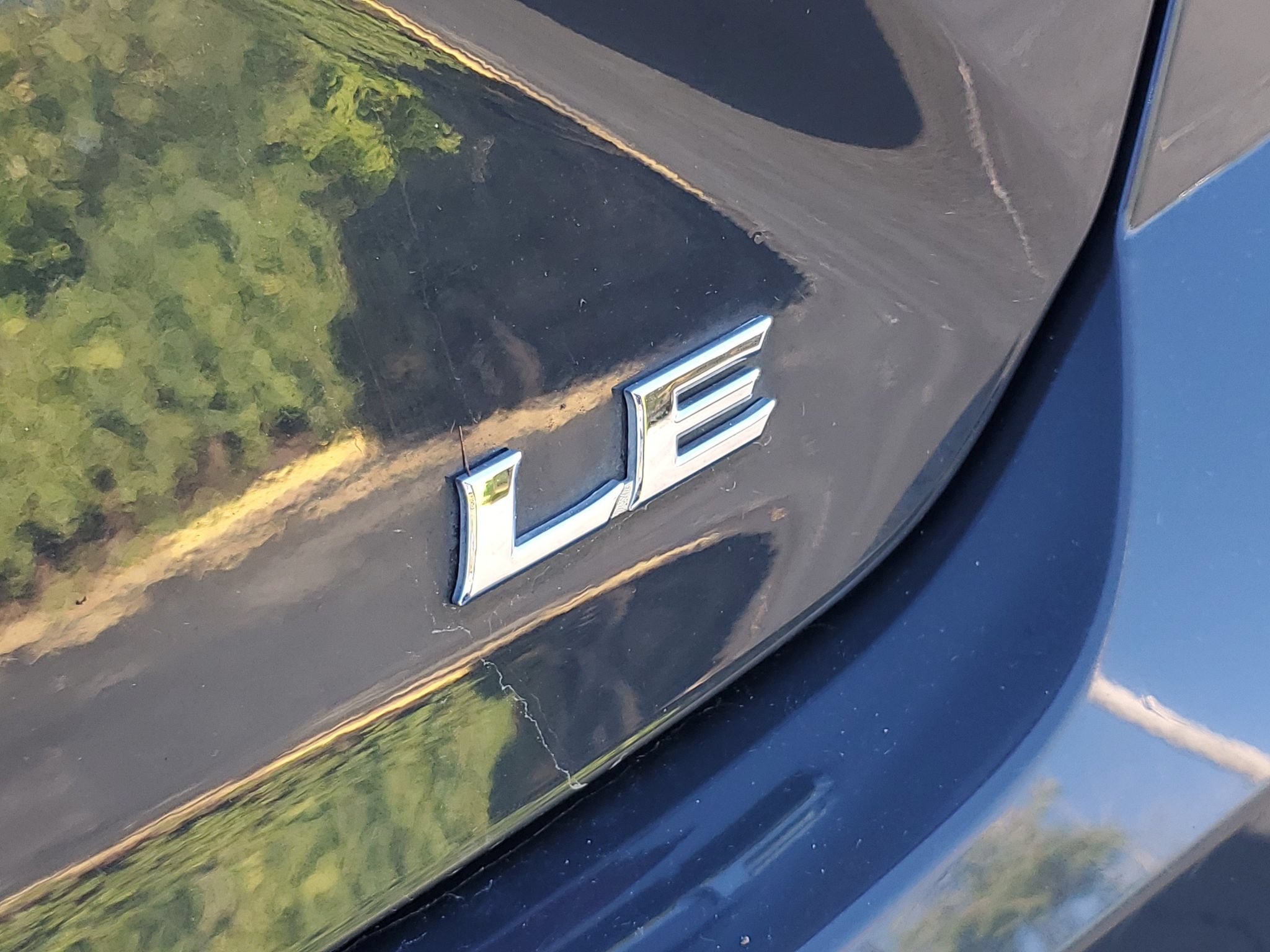 Used 2025 Toyota Camry LE FWD image 31