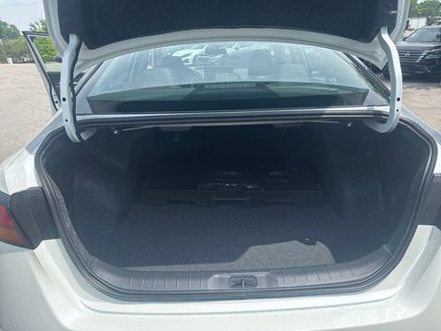 New 2026 Nissan Altima 2.5 SR w/ SR Premium Package FWD image 21