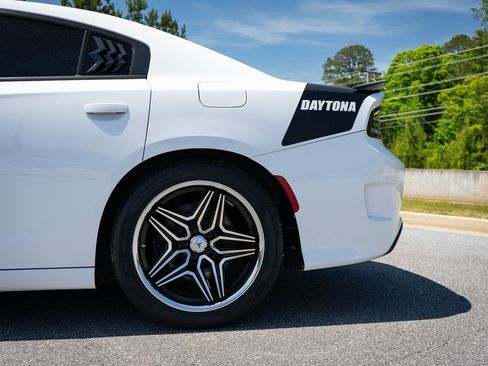 Used 2023 Dodge Charger Scat Pack w/ Daytona Edition Group RWD image 6