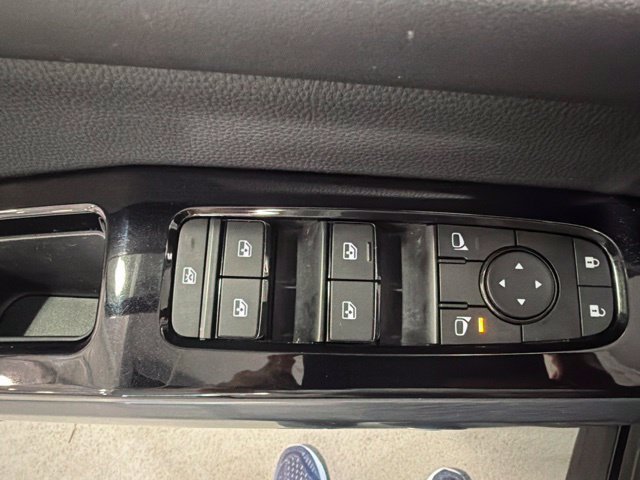 Certified 2025 Nissan Pathfinder SL AWD/4WD image 20