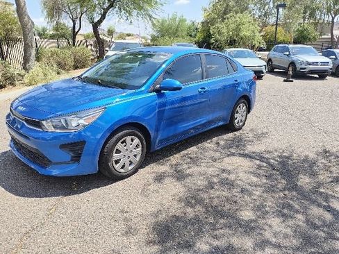 Certified 2022 Kia Rio S FWD image 3