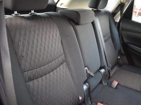 Used 2018 Nissan Rogue S image 48