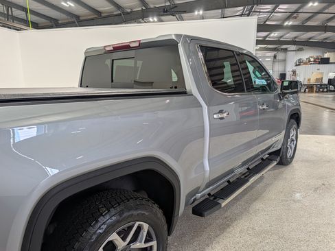 Used 2023 GMC Sierra 1500 SLT w/ SLT Premium Plus Package AWD/4WD image 3