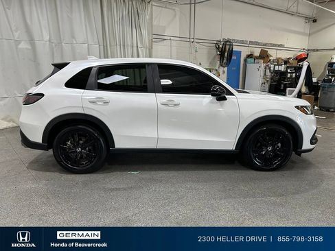 Certified 2026 Honda HR-V Sport image 9