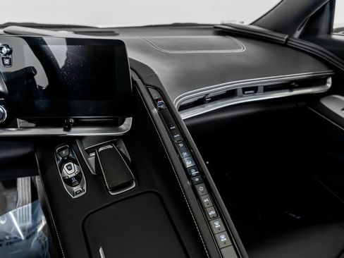 Used 2025 Chevrolet Corvette Z06 image 32