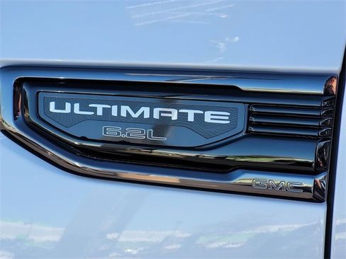 Used 2024 GMC Sierra 1500 Denali Ultimate image 24