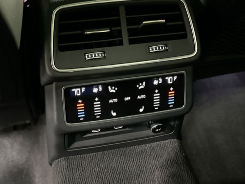 Used 2021 Audi RS 6 image 38