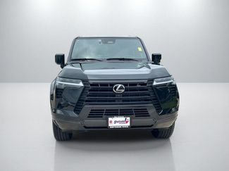 Used 2025 Lexus GX 550 w/ Accessory Package (2T) AWD/4WD video 2
