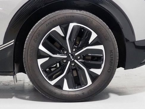Used 2023 Kia EV6 Wind RWD image 48