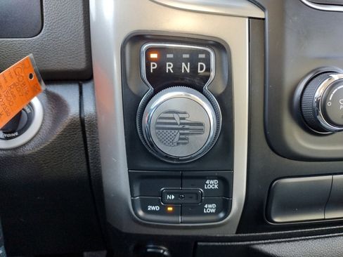 Used 2017 RAM 1500 Classic SLT image 22