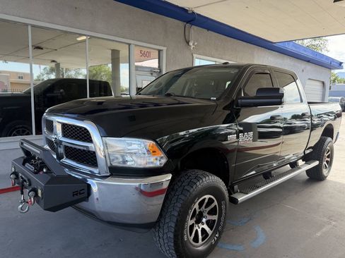 Used 2017 RAM 2500 Tradesman w/ Chrome Appearance Group AWD/4WD image 3