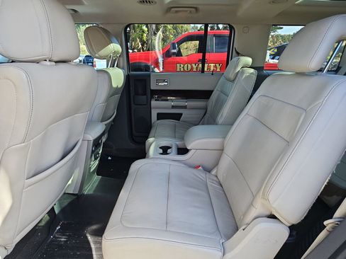 Used 2011 Ford Flex SEL w/ Rapid Spec Order Code image 14