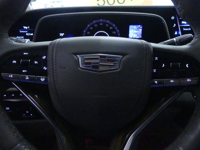 Used 2022 Cadillac Escalade ESV Premium Luxury Platinum w/ Heavy-Duty Trailer Package AWD/4WD image 27