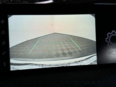 Used 2025 Nissan Kicks SV image 12