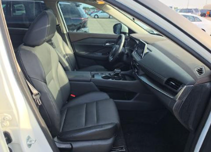 Used 2023 Nissan Rogue SV w/ SV Premium B Package FWD image 7