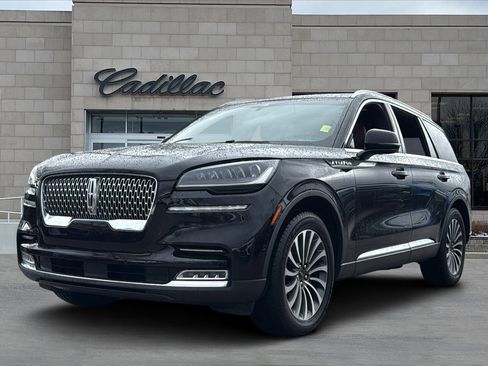 Used 2020 Lincoln Aviator Reserve w/ Equipment Group 201A image 5