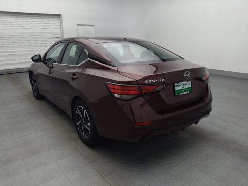 Used 2025 Nissan Sentra SV FWD image 5