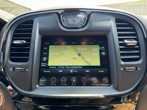 Certified 2023 Chrysler 300 S w/ Comfort Group RWD image 15