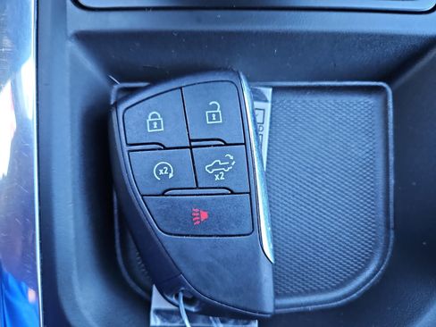 Used 2022 Chevrolet Silverado 1500 LT Trail Boss w/ Convenience Package II image 11