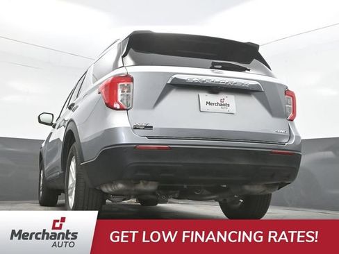 Used 2022 Ford Explorer XLT AWD/4WD image 38