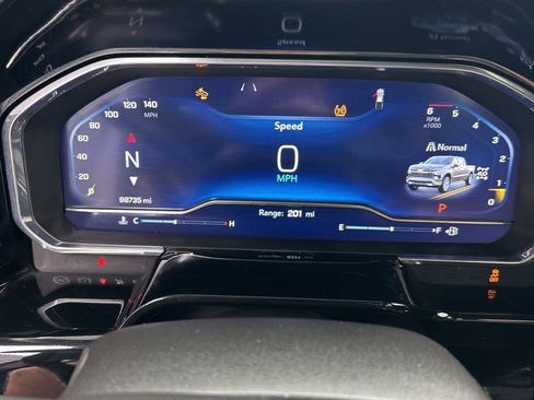 Used 2024 Chevrolet Silverado 1500 LTZ image 7