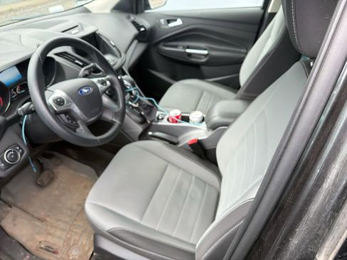 Used 2016 Ford Escape SE w/ Equipment Group 201A AWD/4WD image 6