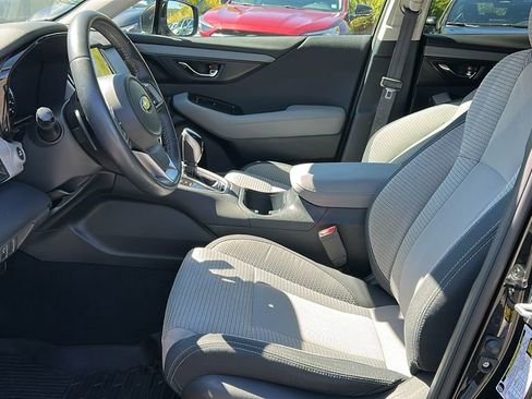 Used 2023 Subaru Outback Premium image 10