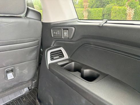 Used 2023 Honda Odyssey Elite image 32